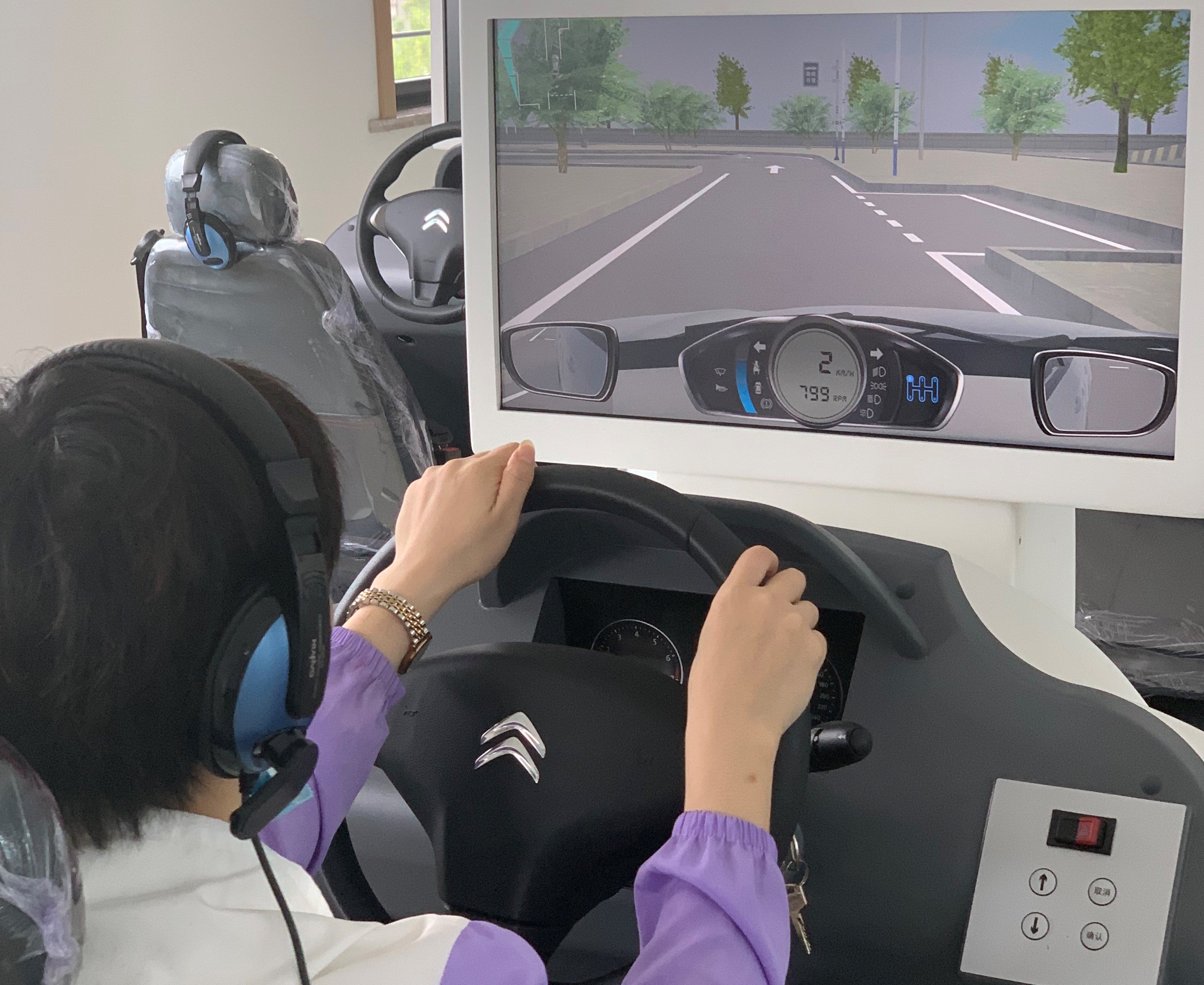 【濟(jì)寧大運河駕?！緼I智能學(xué)車來了——駕校要發(fā)生大變化了！(圖8)