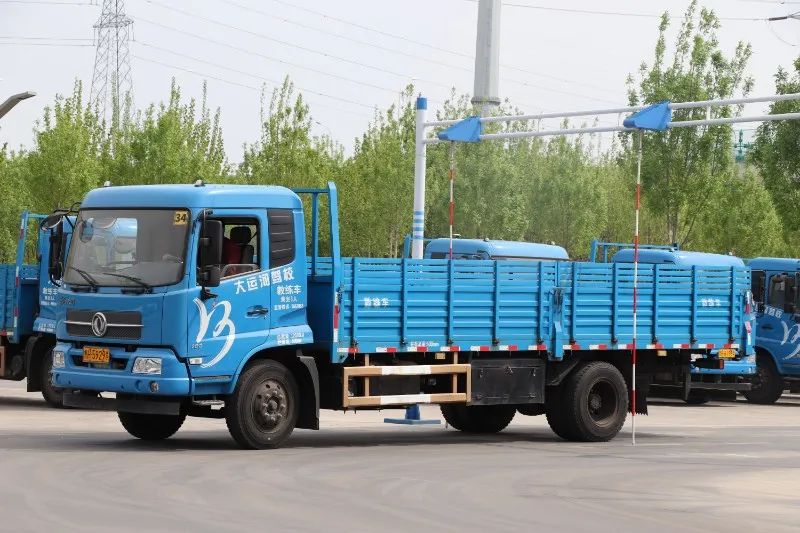 【濟(jì)寧大運(yùn)河駕?！繉W(xué)大車的好時(shí)機(jī)！就現(xiàn)在，拿證快！(圖2)