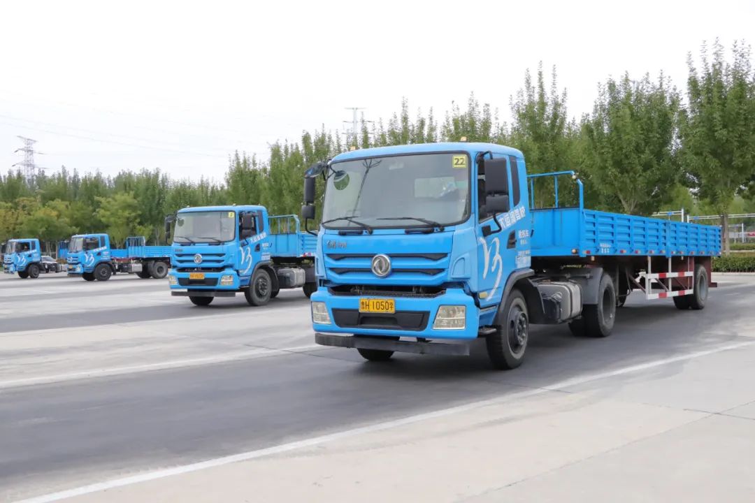 【濟(jì)寧大運(yùn)河駕?！克W(xué)時(shí)≠拿證慢，學(xué)大車45天拿駕照！(圖1)