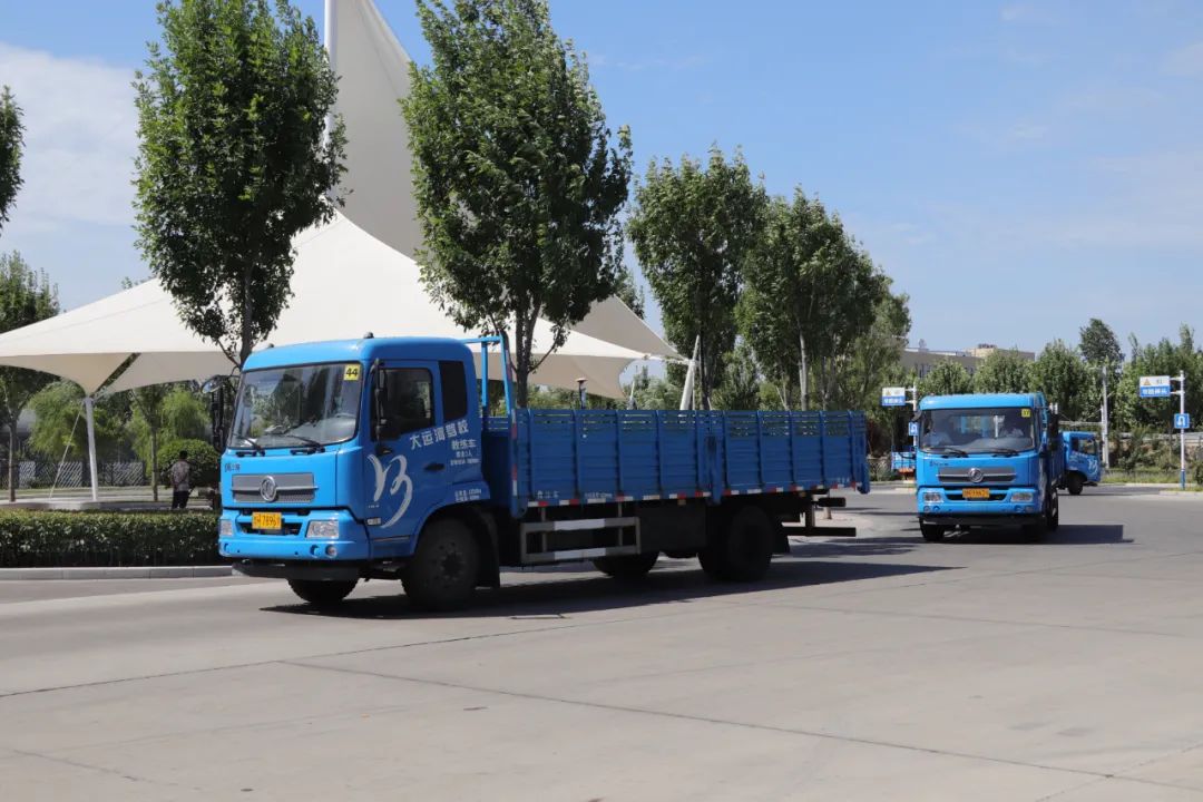 【濟(jì)寧大運(yùn)河駕?！克W(xué)時(shí)≠拿證慢，學(xué)大車45天拿駕照！(圖2)