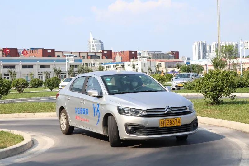 【濟(jì)寧大運河駕?！块_學(xué)季·再啟程丨秋季學(xué)車正當(dāng)時(圖3)