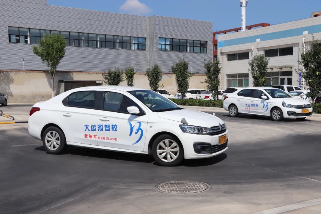 【濟(jì)寧大運(yùn)河駕校】C2自動(dòng)擋車型，讓學(xué)車更簡單！(圖4)