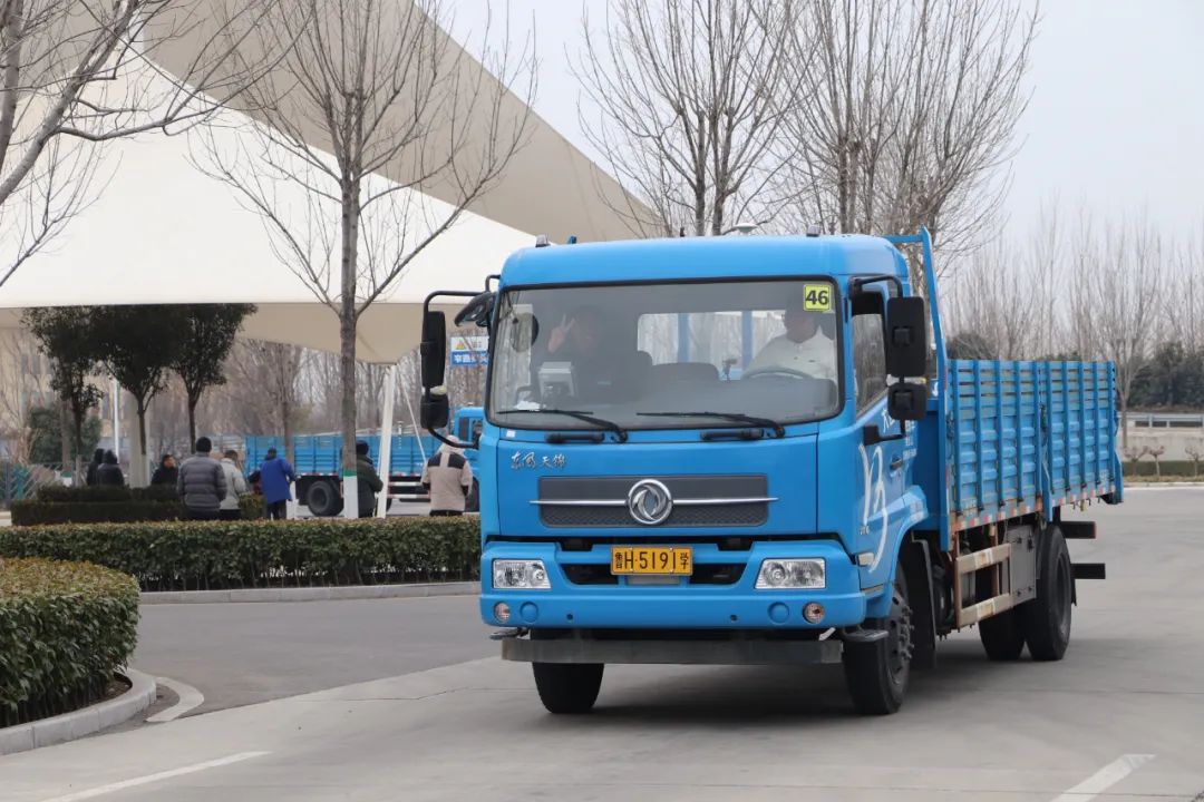 【濟寧大運河駕?！看筌嚒爸蓖ò唷比律墸O(shè)備車考試訓練！(圖2)