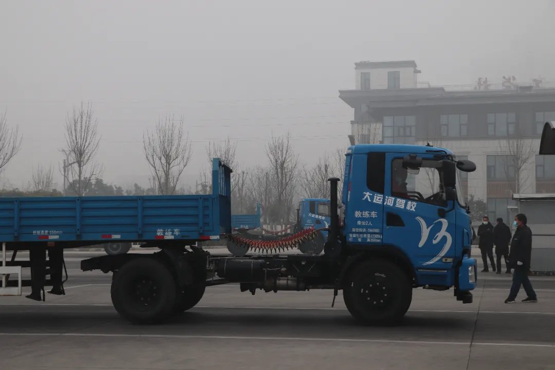 【溫馨提示】大霧天氣行車注意事項(xiàng)要牢記！(圖4)